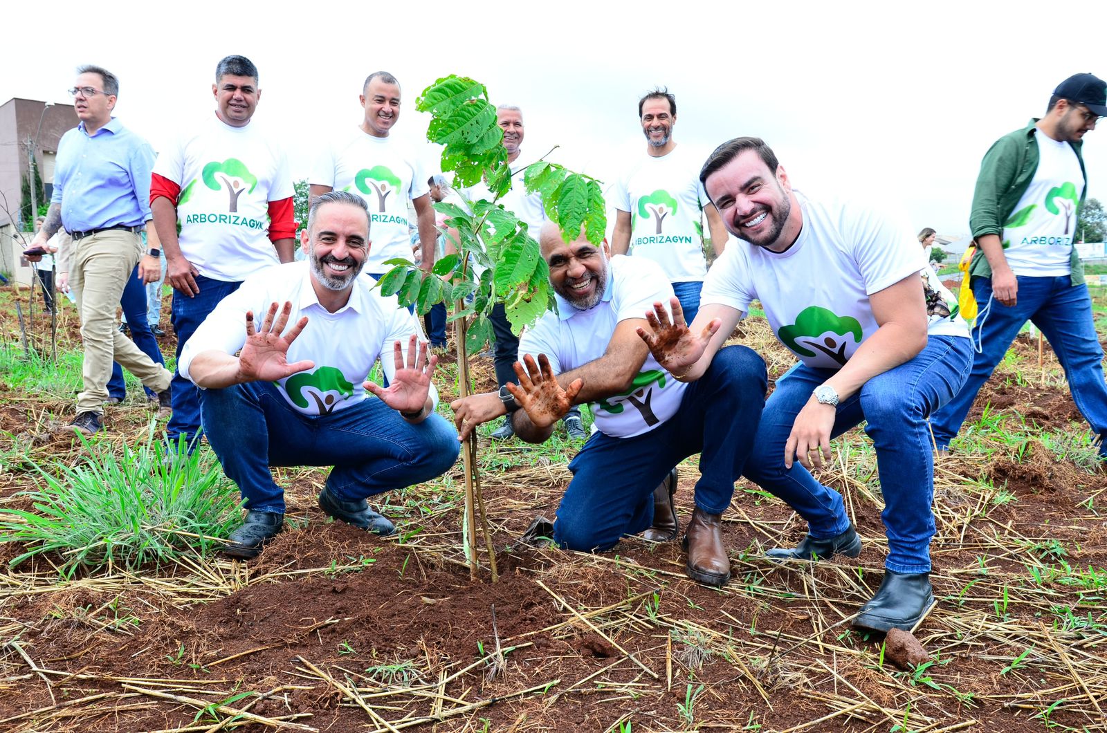 Área de Preservação Permanente (APP) do Residencial Três Marias recebe plantio de 50 mil mudas de árvores nativas, por meio do programa ArborizaGyn