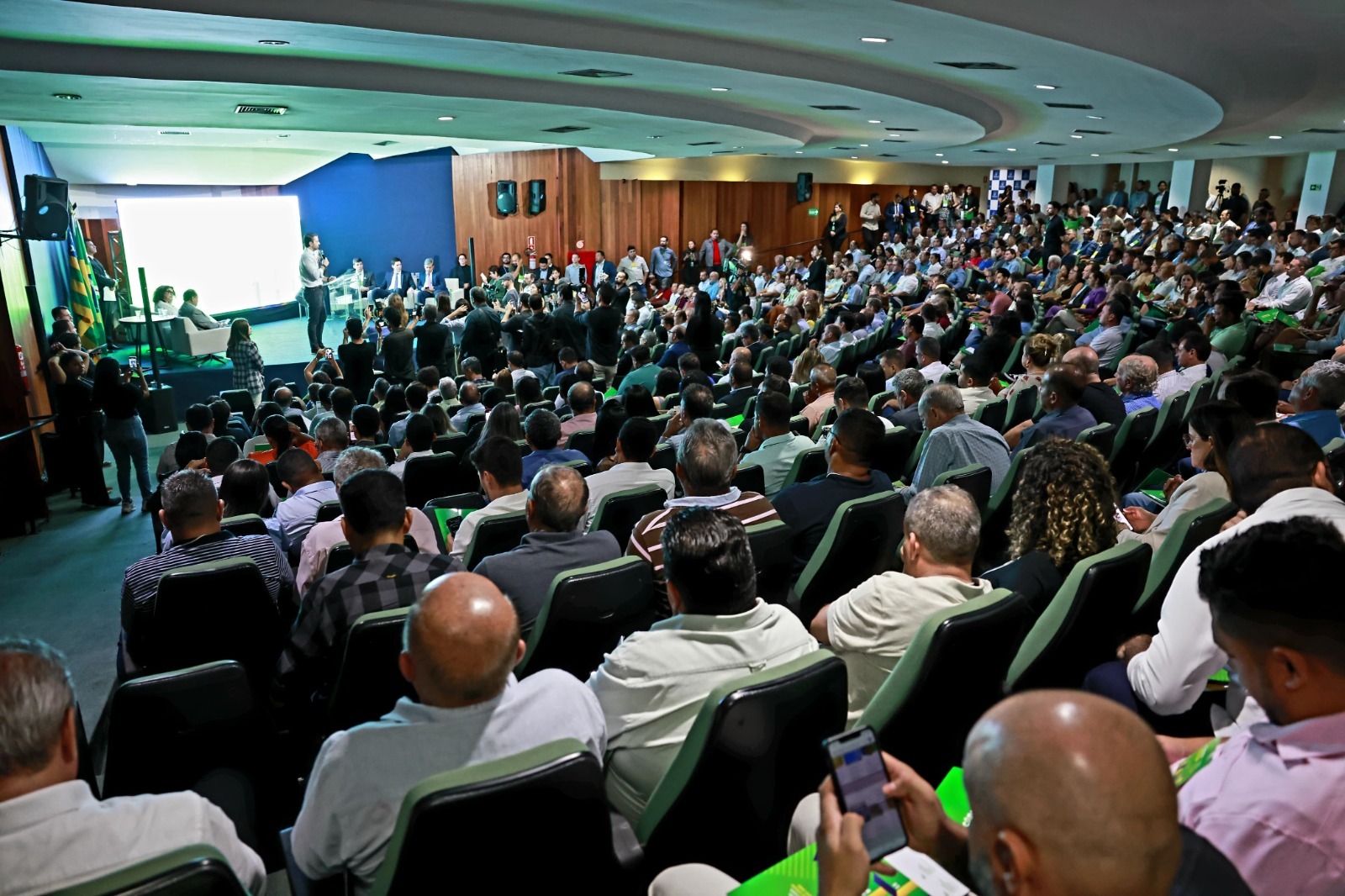 Vice-governador de Goiás, Daniel Vilela participa de evento com prefeitos eleitos dos 246 municípios goianos