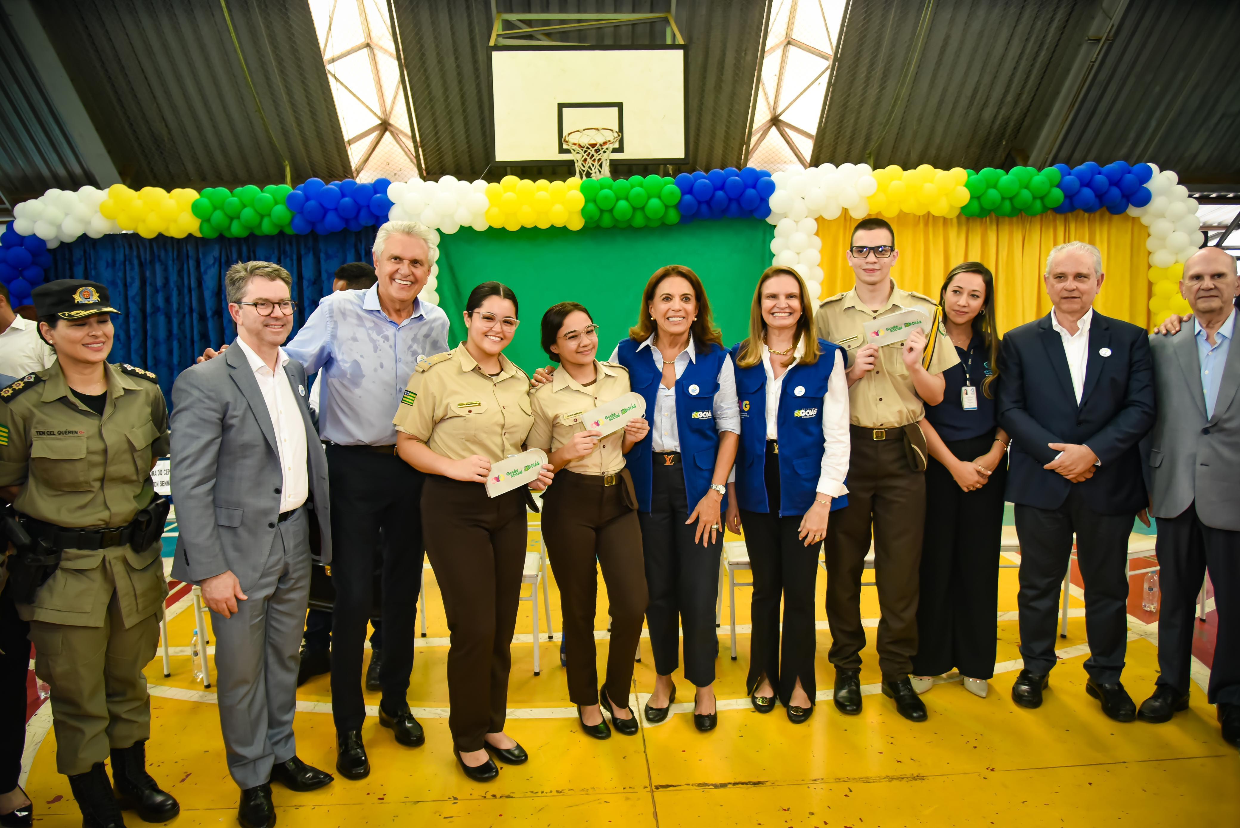 Governador Ronaldo Caiado e primeira dama Gracinha Caiado lançam maior programa público de saúde ocular do Centro-Oeste para estudantes da rede pública e jovens em situação de vulnerabilidade social