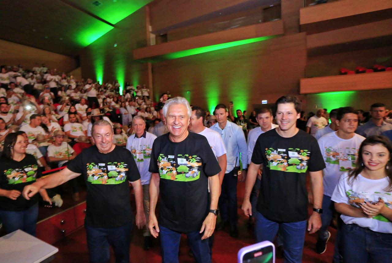 Ronaldo Caiado destaca importância do projeto Segurança da Mulher no Campo, durante encontro de representantes do agro