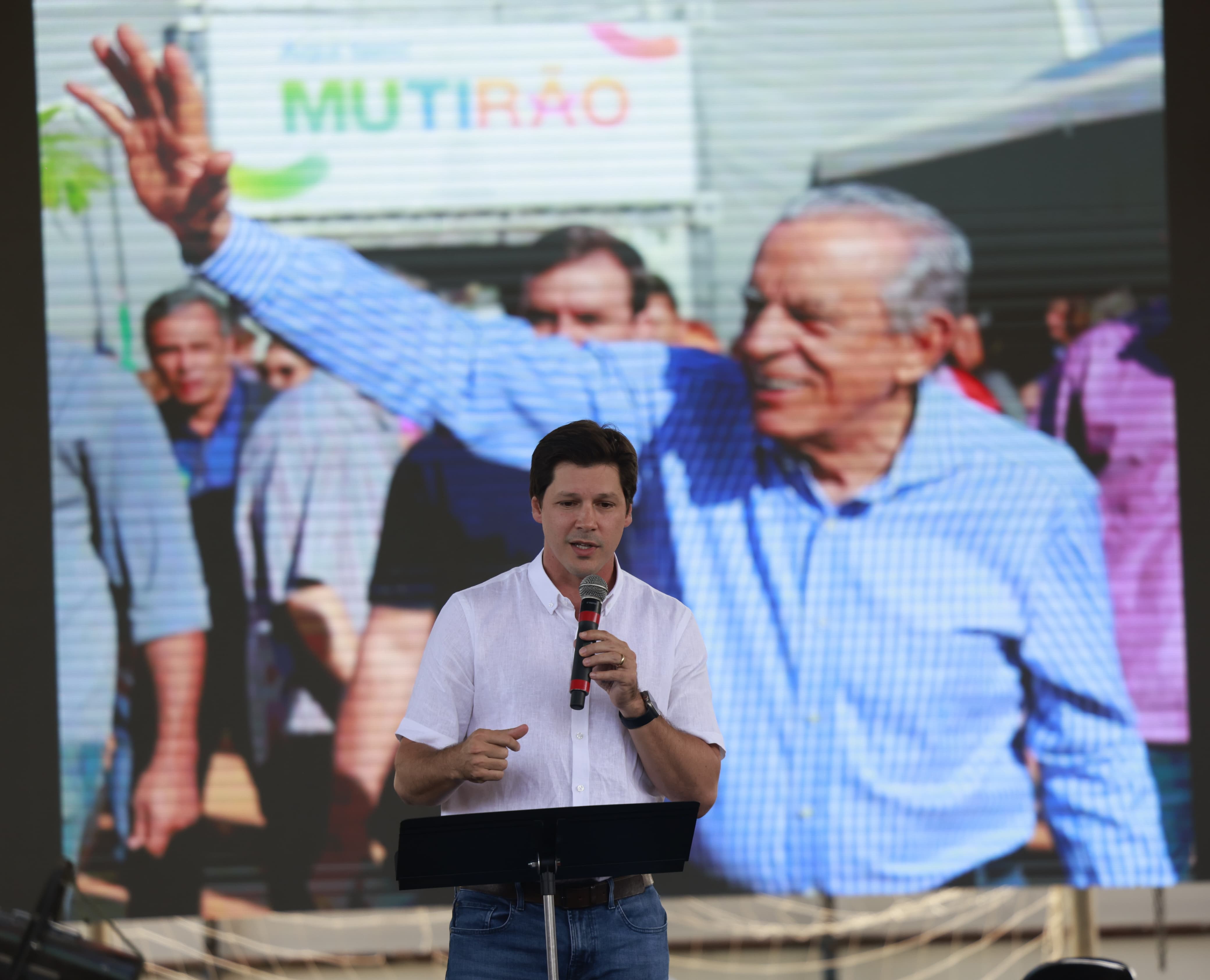 Daniel Vilela participa de lançamento do Instituto Iris Rezende Machado, na Vila Mutirão, em Goiânia (21/12)