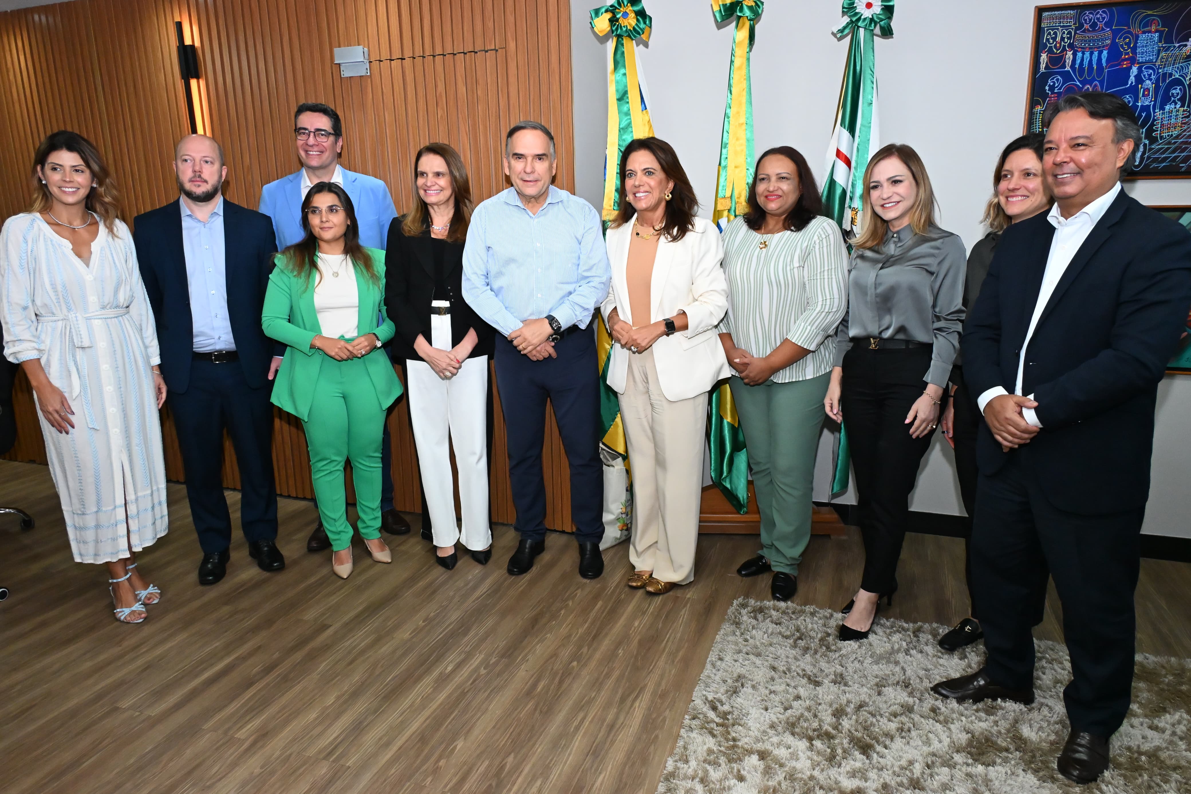 Prefeito Sandro Mabel e Gracinha Caiado estabelecem parceria para políticas sociais em Goiânia: Coordenadora do Goiás social e primeira-dama de Goiás foi recebida no Paço Municipal nesta terça-feira (21/1) para discutir trabalho conjunto entre prefeitura e Governo de Goiás