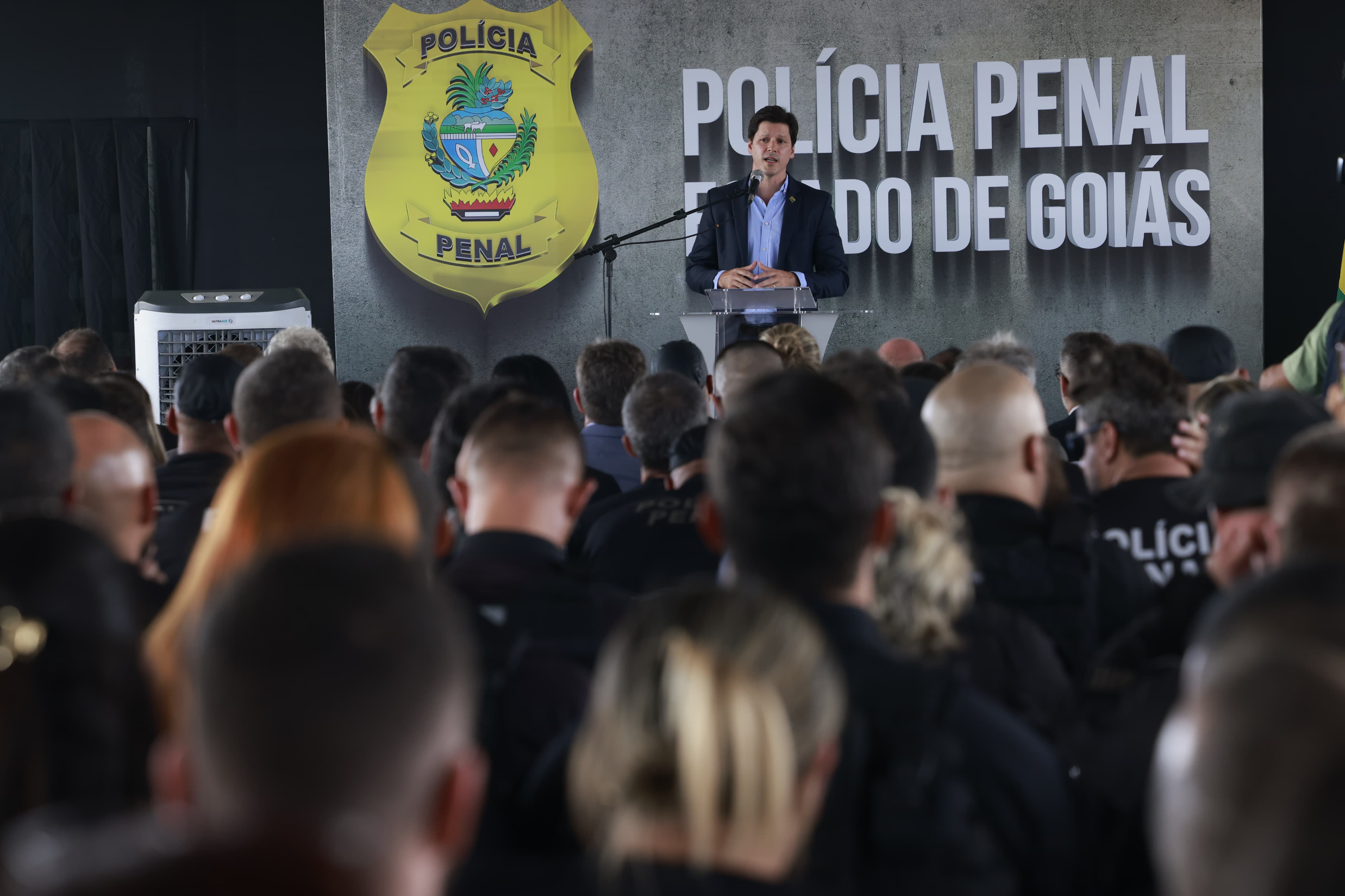 Vice-governador Daniel Vilela destaca importância do trabalho da Polícia Penal em entrega de equipamentos e veículos à categoria