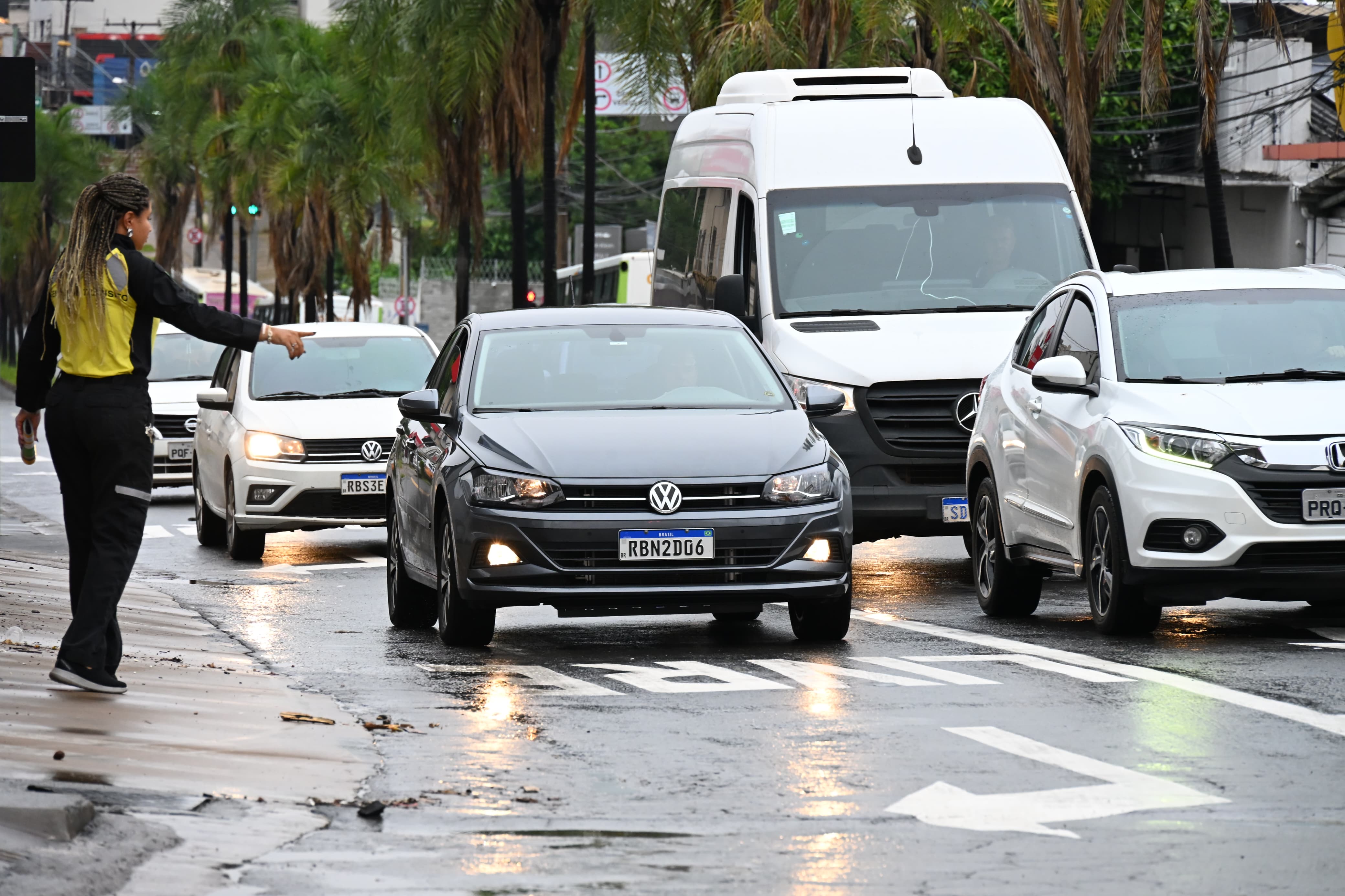  Medida tem como objetivo otimizar o fluxo de veículos e reduzir congestionamentos em vias de grande movimento