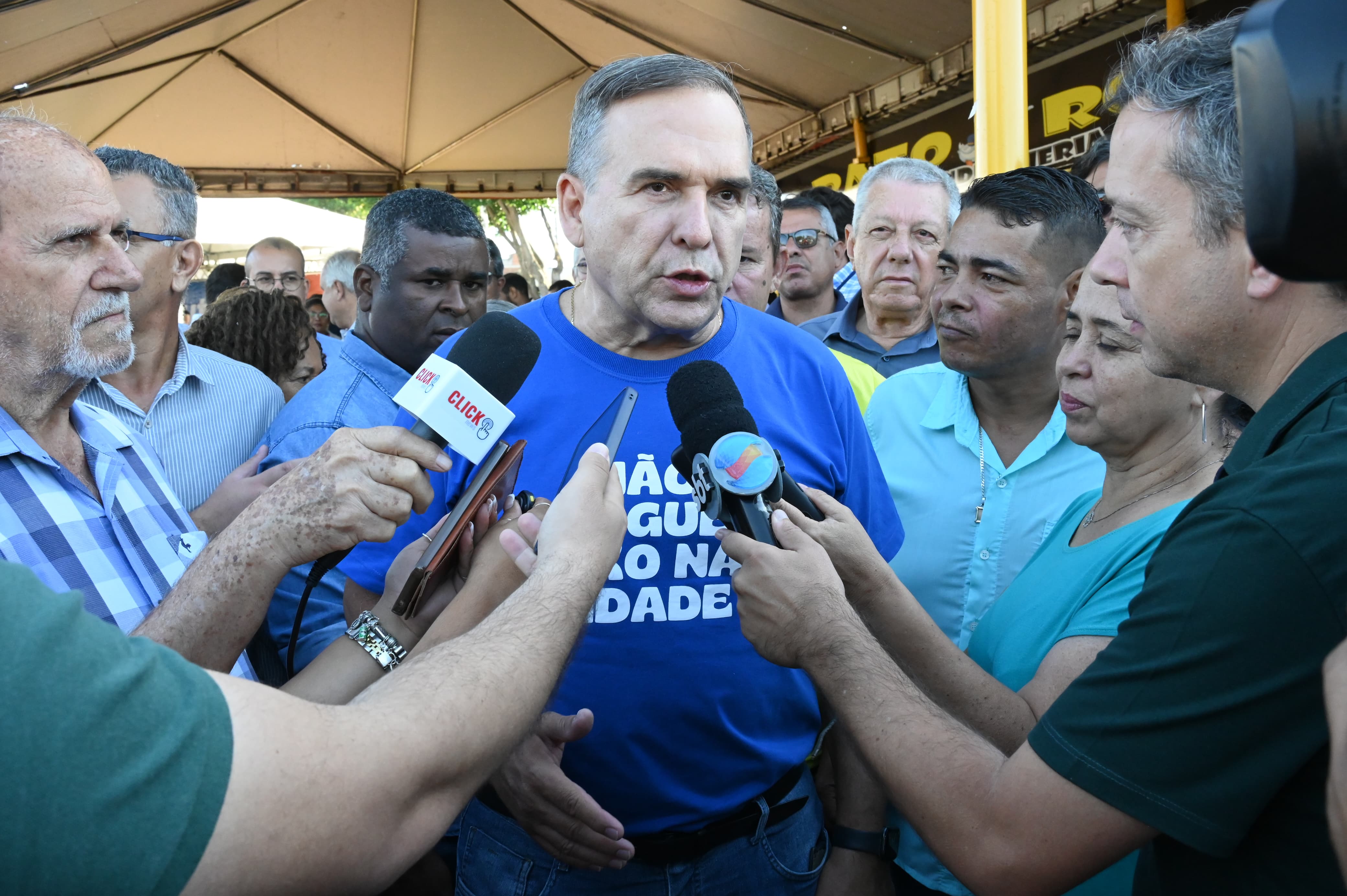 Sandro Mabel durante anuncio da ordem de serviço para obras do programa Brilha Goiânia na Região Noroeste