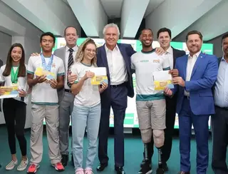 Vice-governador participou da cerimônia que marcou a entrega dos cartões do programa Pró-Atleta, que neste ano vai investir R$ 3 milhões em apoio para 600 atletas goianos