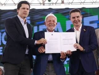 Goiânia: Daniel Vilela reafirma compromisso do Governo de Goiás com educação e mobilidade em evento de inauguração do BRT