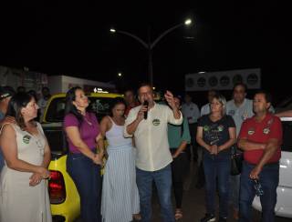 Ouvidor: Onofre Galdino faz carreata e movimentação durante inauguração de comitê de campanha