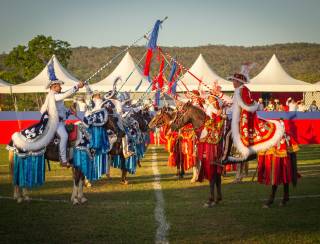 Cidade de Goiás recebe Circuito das Cavalhadas neste final de semana