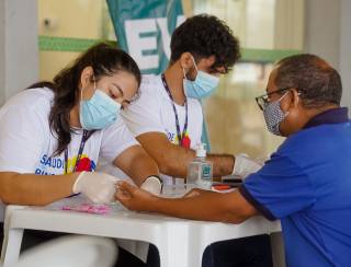 Secretaria de Estado de Saúde de Goiás promove a campanha Novembro Azul, que alerta para cuidados com a saúde do homem