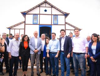 Silvânia: Ronaldo Caiado, Daniel Vilela, Issy Quinan e Carlos Mayer entregam restauração de Igreja do Nosso Senhor do Bonfim