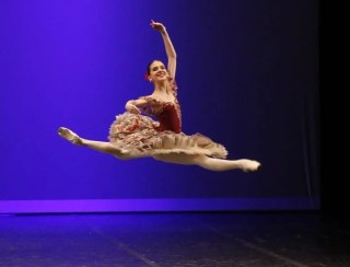 Bailarinos de Goiás representam o Brasil no 