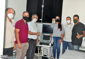 Hospital Oto Martins Cardoso recebendo novo aparelho de ultrassom de emenda parlamentar do deputado Álvaro Guimarães diante pedido dos vereadores Urias Olegario e Celmo Moraes