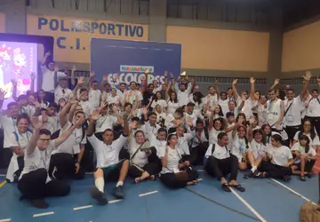 Delegação goiana fatura 117 medalhas e o terceiro lugar geral na fase regional das Paralimpíadas Escolares, disputada em Brasília