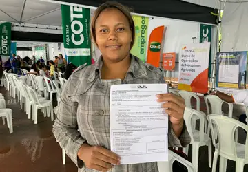 Crislane Ferreira Silva se candidatou para vaga de auxiliar de cozinha, durante ação do Goiás Social de Mineiros, e já ingressou na empresa