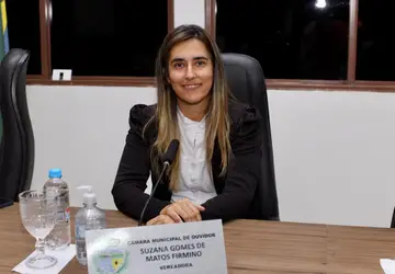 vereadora Suzana Gomes de Matos Firmino reassume sua cadeira no Poder Legislativo Ouvidoresse