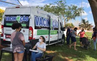 Goiânia: Equipes da VacinAção aplicam mais de 1,6 mil doses em um único dia
