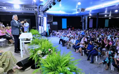 Em Porangatu, Caiado participa do 36° Congresso da Confederação das Irmãs Beneficentes do Estado de Goiás (Cibeg)