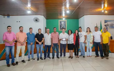 Três Ranchos: Câmara Municipal homenageia médico Thiago Oliveira Vieira, da ESF