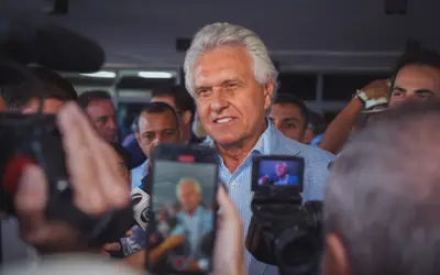 Em Ipameri: Governador Ronaldo Caiado entrega anel viário e 57 casas 
