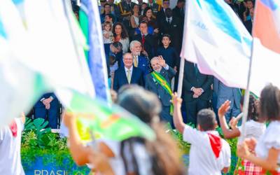 Brasil: Sob forte sol e clima seco, população celebra a Independência e resgata a memória do 7 de Setembro