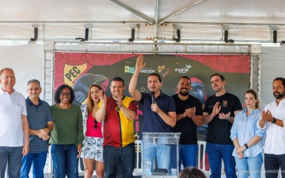 Aparecida de Goiânia: Prefeito Leandro Vilela acompanha torneio que observa promessas do futebol e a pratica esportiva