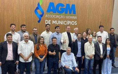 Por aclamação, em assembleia José Délio Júnior é eleito presidente da Associação Goiana de Municípios (AGM) em chapa única 