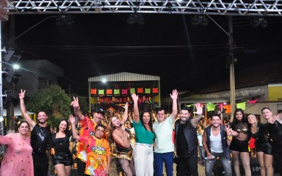 Goiandira: Banda Nova York agita mais de 7 mil foliões na penúltima noite de Carnaval 