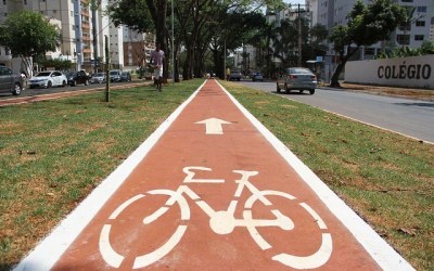 Goiânia: Secretaria de Engenharia de Trânsito intensifica fiscalização em ciclovias e ciclofaixas para garantir segurança de ciclistas